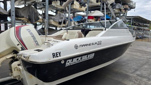Quicksilver 2002 Cuddy - Imagen 2
